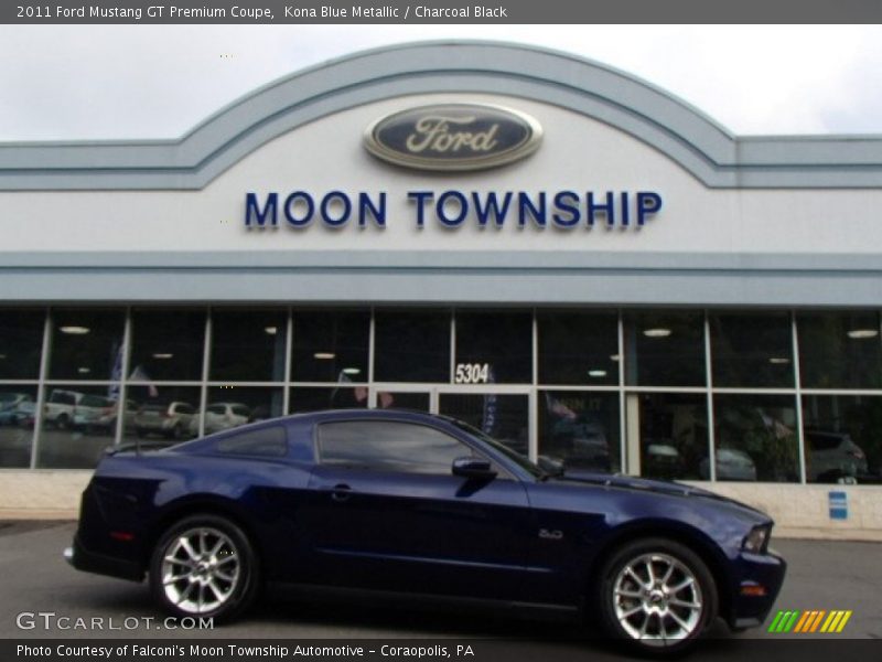 Kona Blue Metallic / Charcoal Black 2011 Ford Mustang GT Premium Coupe