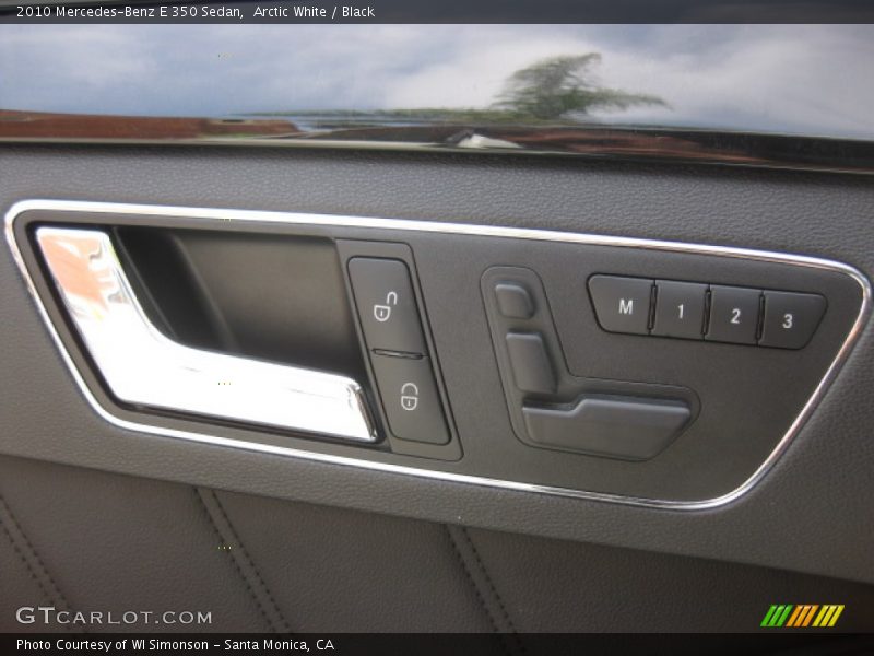 Arctic White / Black 2010 Mercedes-Benz E 350 Sedan