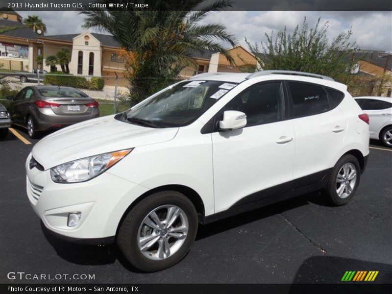 Cotton White / Taupe 2013 Hyundai Tucson GLS