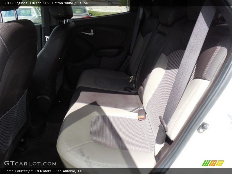 Cotton White / Taupe 2013 Hyundai Tucson GLS