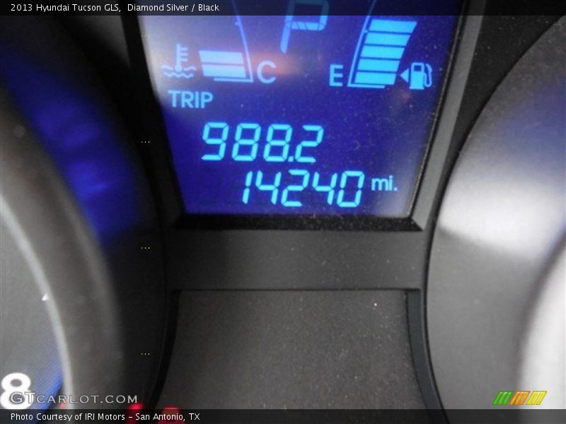 Diamond Silver / Black 2013 Hyundai Tucson GLS