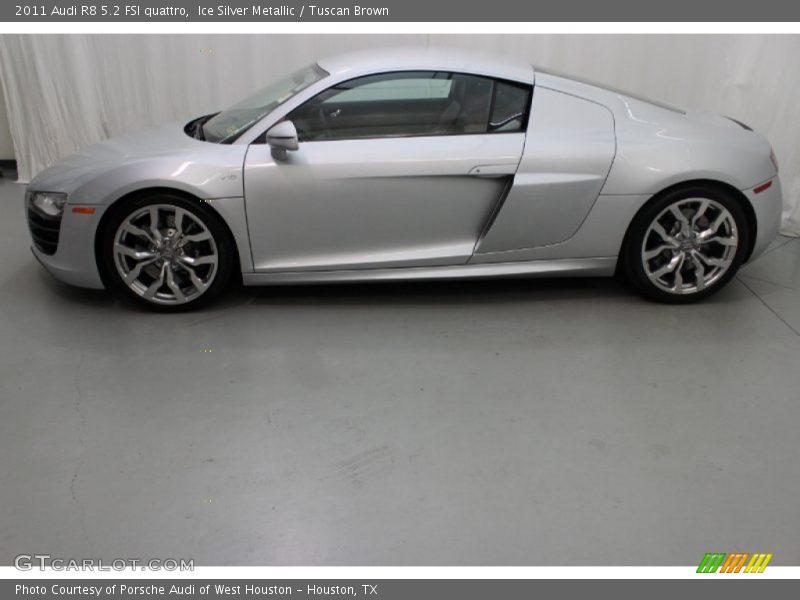  2011 R8 5.2 FSI quattro Ice Silver Metallic