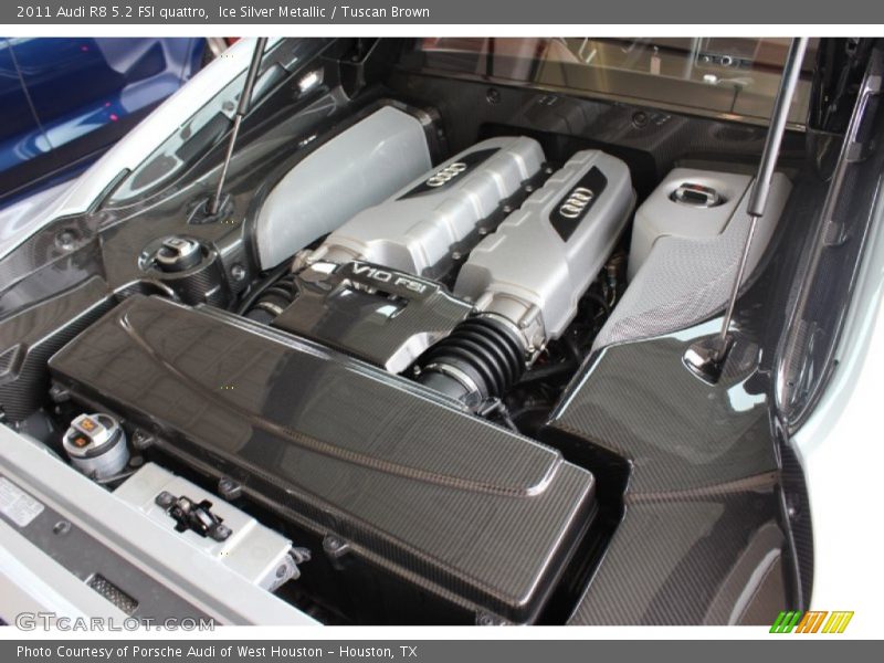 2011 R8 5.2 FSI quattro Engine - 5.2 Liter FSI DOHC 40-Valve VVT V10