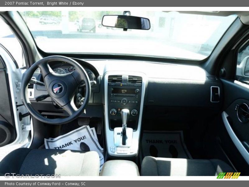 Bright White / Ebony 2007 Pontiac Torrent