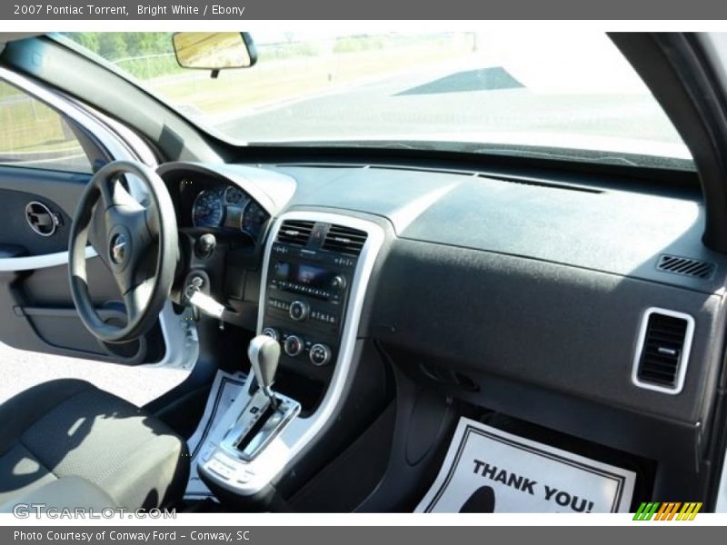 Bright White / Ebony 2007 Pontiac Torrent