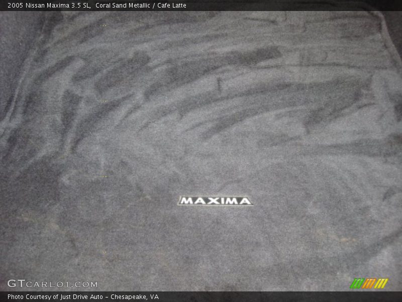 Coral Sand Metallic / Cafe Latte 2005 Nissan Maxima 3.5 SL