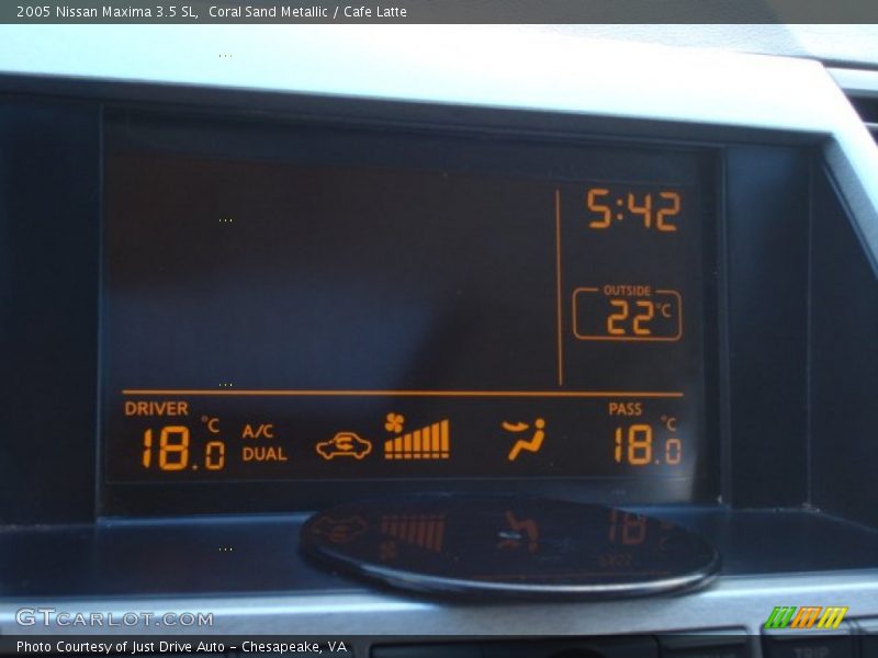 Coral Sand Metallic / Cafe Latte 2005 Nissan Maxima 3.5 SL