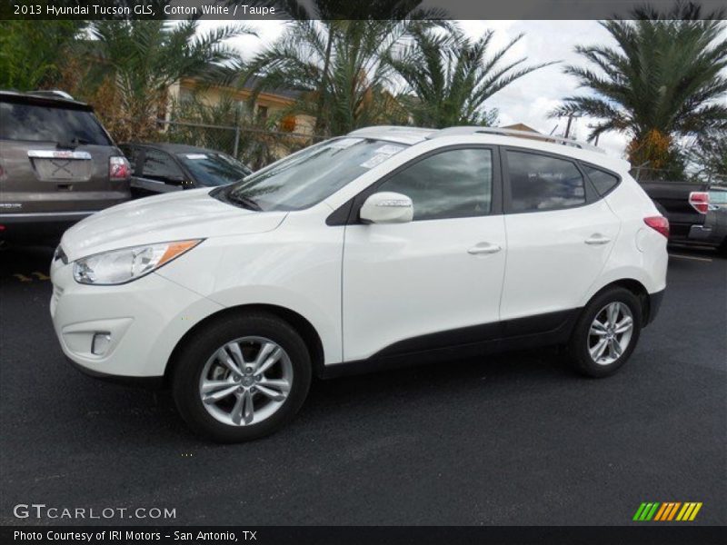 Cotton White / Taupe 2013 Hyundai Tucson GLS