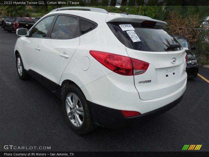 Cotton White / Taupe 2013 Hyundai Tucson GLS