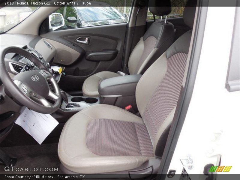 Cotton White / Taupe 2013 Hyundai Tucson GLS