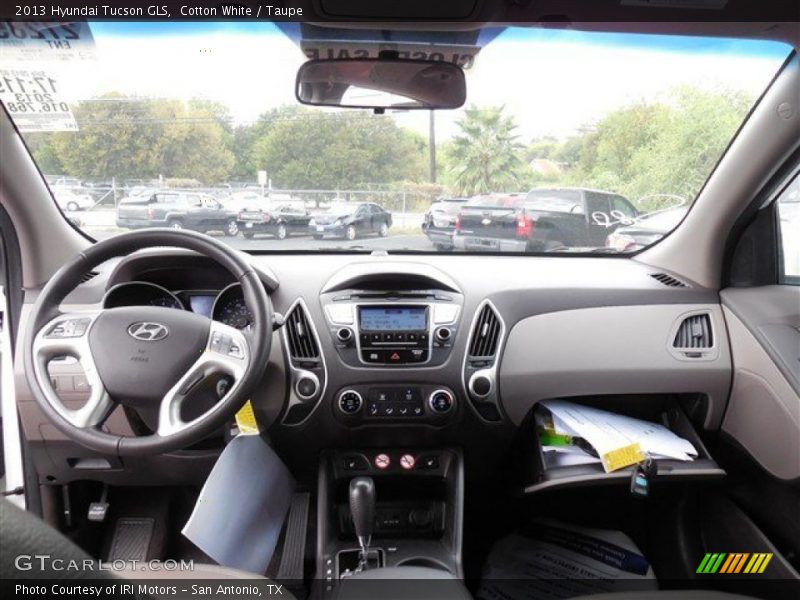 Cotton White / Taupe 2013 Hyundai Tucson GLS