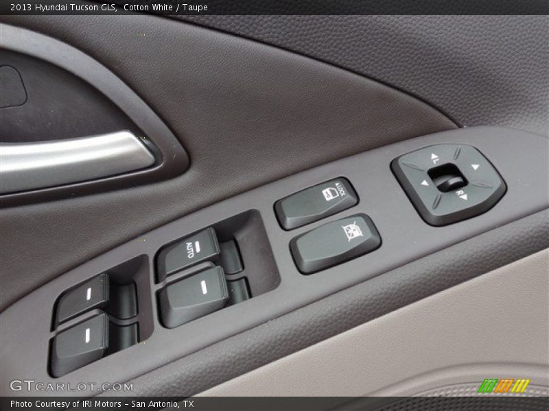 Cotton White / Taupe 2013 Hyundai Tucson GLS
