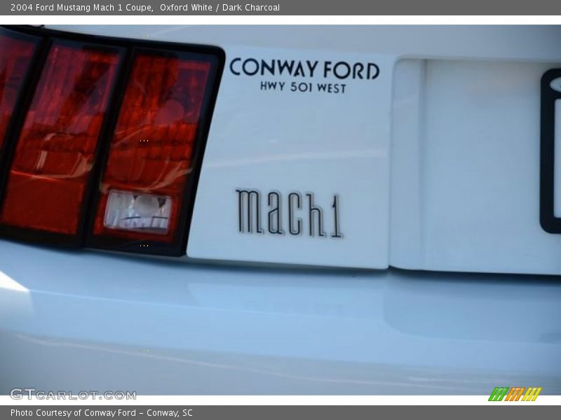 Oxford White / Dark Charcoal 2004 Ford Mustang Mach 1 Coupe