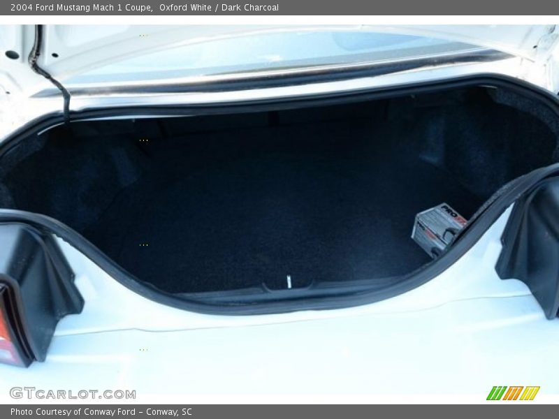 Oxford White / Dark Charcoal 2004 Ford Mustang Mach 1 Coupe