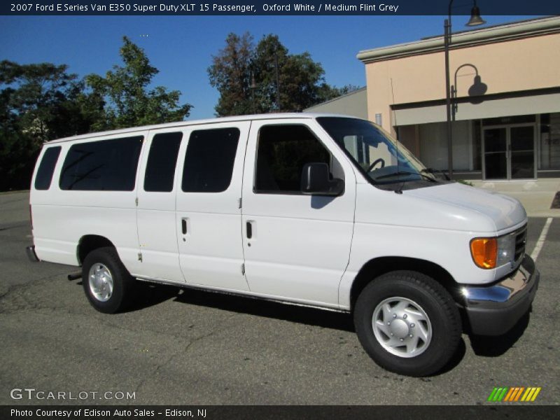 Oxford White / Medium Flint Grey 2007 Ford E Series Van E350 Super Duty XLT 15 Passenger