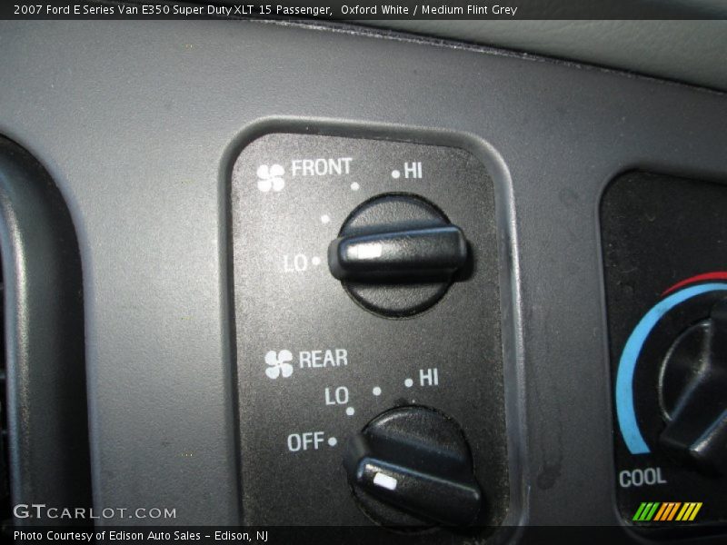 Oxford White / Medium Flint Grey 2007 Ford E Series Van E350 Super Duty XLT 15 Passenger