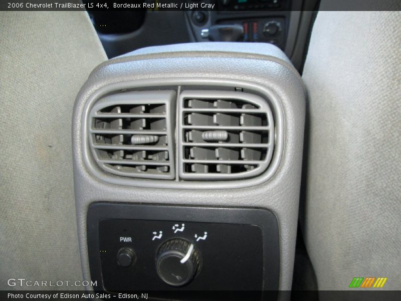 Bordeaux Red Metallic / Light Gray 2006 Chevrolet TrailBlazer LS 4x4