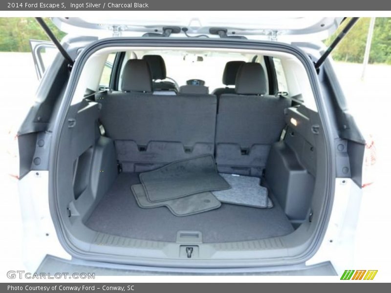 Ingot Silver / Charcoal Black 2014 Ford Escape S