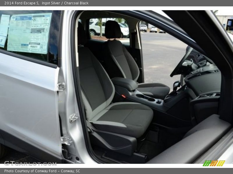 Ingot Silver / Charcoal Black 2014 Ford Escape S