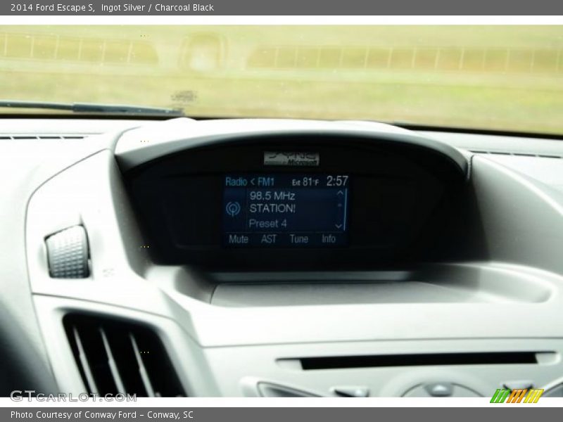 Ingot Silver / Charcoal Black 2014 Ford Escape S