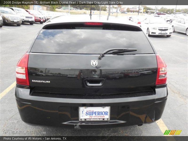 Brilliant Black Crystal Pearl / Dark Slate Gray/Light Slate Gray 2008 Dodge Magnum SE