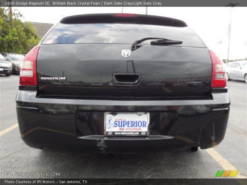 Brilliant Black Crystal Pearl / Dark Slate Gray/Light Slate Gray 2008 Dodge Magnum SE