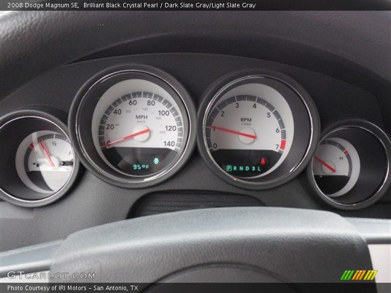 Brilliant Black Crystal Pearl / Dark Slate Gray/Light Slate Gray 2008 Dodge Magnum SE