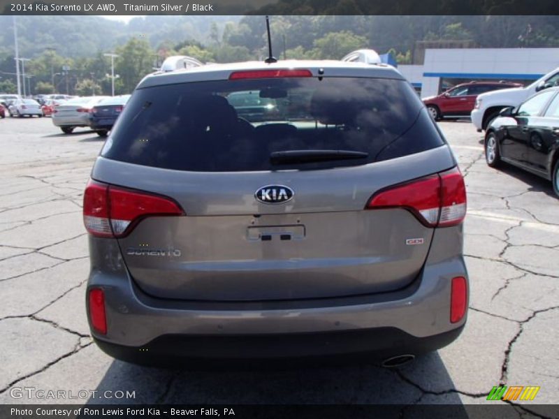 Titanium Silver / Black 2014 Kia Sorento LX AWD