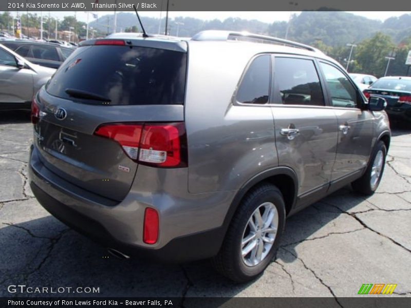 Titanium Silver / Black 2014 Kia Sorento LX AWD