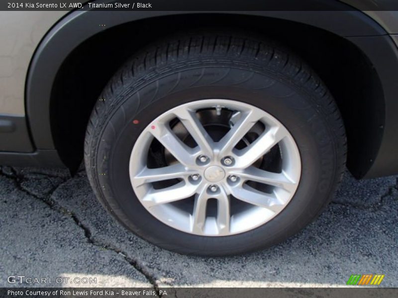 Titanium Silver / Black 2014 Kia Sorento LX AWD