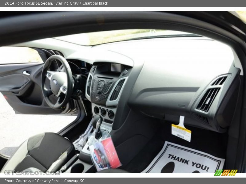 Sterling Gray / Charcoal Black 2014 Ford Focus SE Sedan