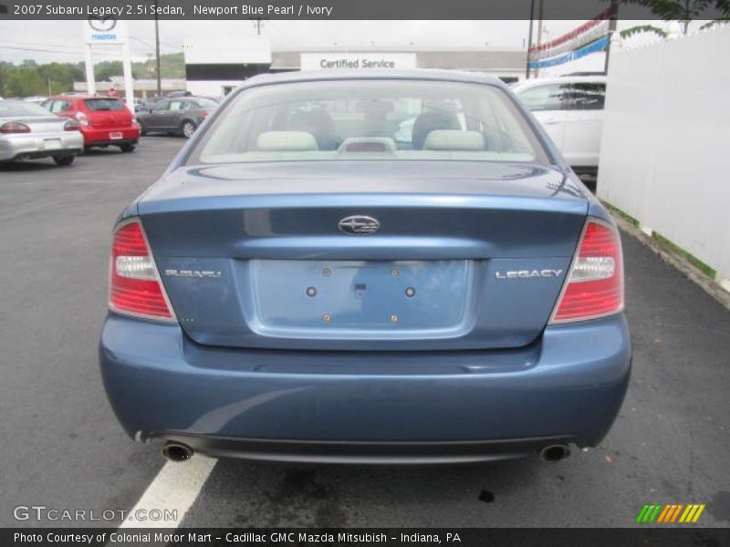 Newport Blue Pearl / Ivory 2007 Subaru Legacy 2.5i Sedan