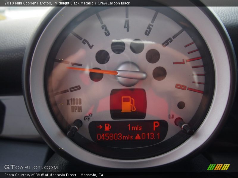 Midnight Black Metallic / Grey/Carbon Black 2010 Mini Cooper Hardtop