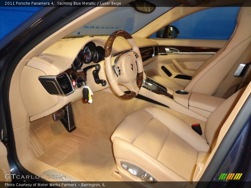 Yachting Blue Metallic / Luxor Beige 2011 Porsche Panamera 4