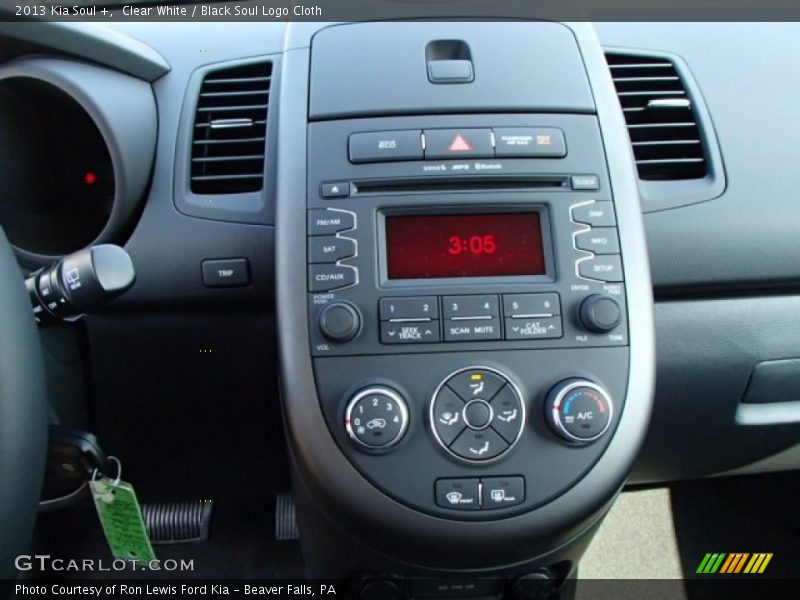 Clear White / Black Soul Logo Cloth 2013 Kia Soul +