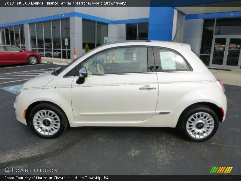 Bianco (White) / Marrone/Avorio (Brown/Ivory) 2013 Fiat 500 Lounge