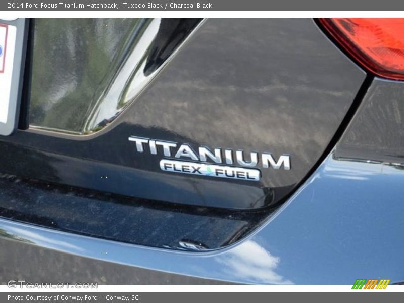 Tuxedo Black / Charcoal Black 2014 Ford Focus Titanium Hatchback