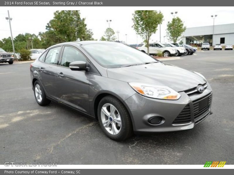 Sterling Gray / Charcoal Black 2014 Ford Focus SE Sedan