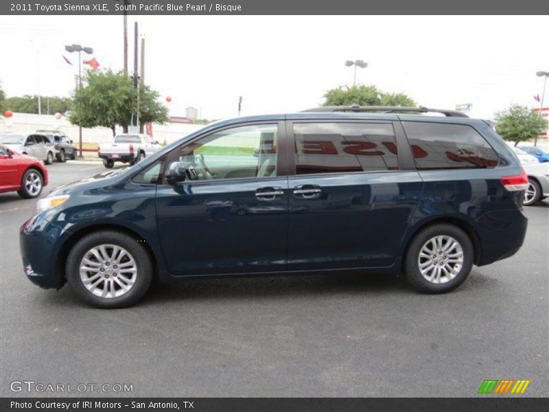 South Pacific Blue Pearl / Bisque 2011 Toyota Sienna XLE