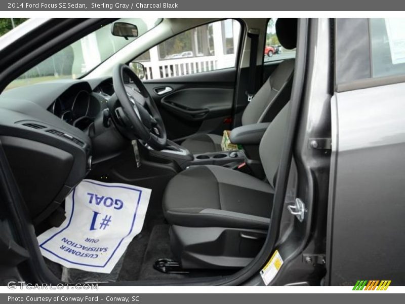 Sterling Gray / Charcoal Black 2014 Ford Focus SE Sedan