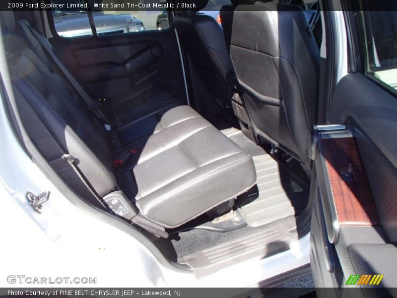 White Sand Tri-Coat Metallic / Black 2009 Ford Explorer Limited