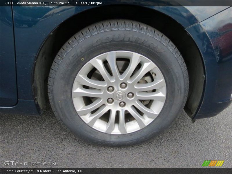 South Pacific Blue Pearl / Bisque 2011 Toyota Sienna XLE