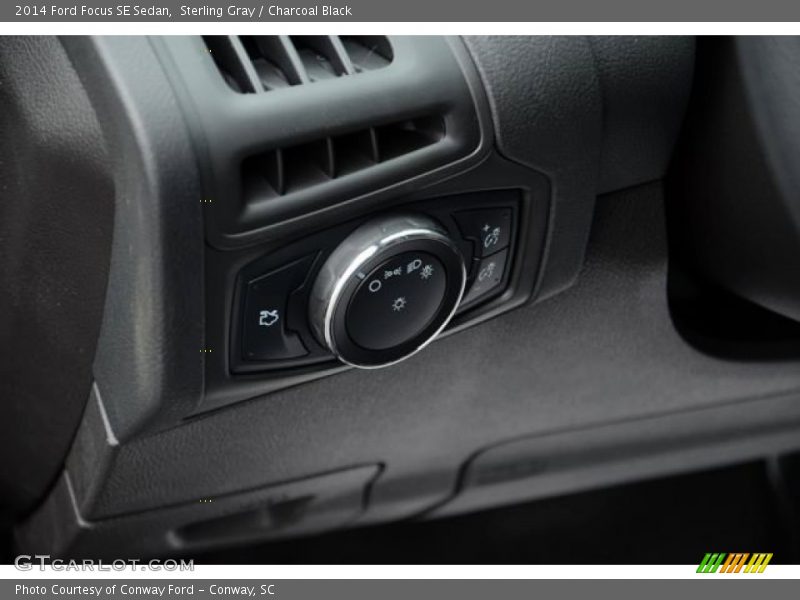 Sterling Gray / Charcoal Black 2014 Ford Focus SE Sedan