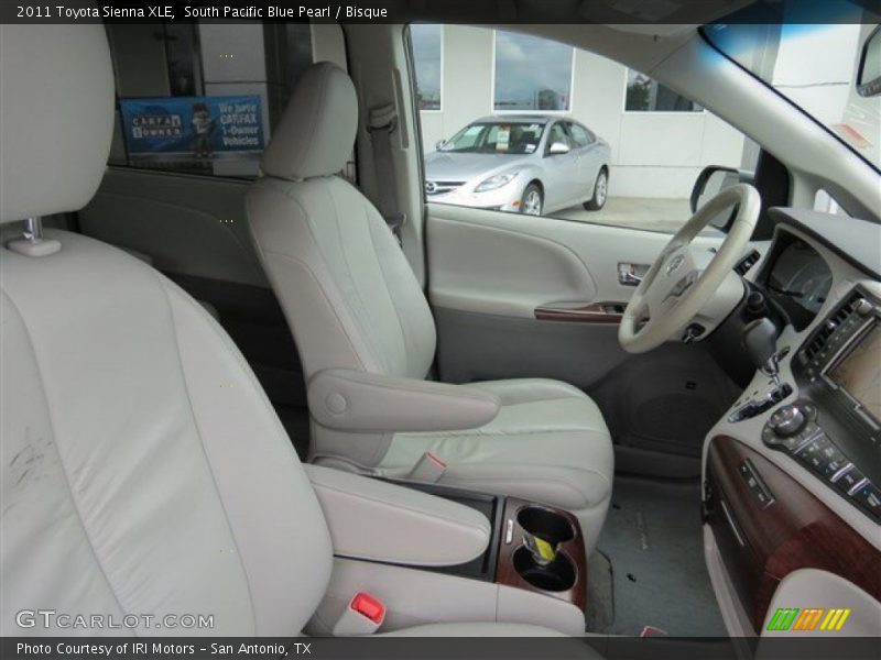 South Pacific Blue Pearl / Bisque 2011 Toyota Sienna XLE