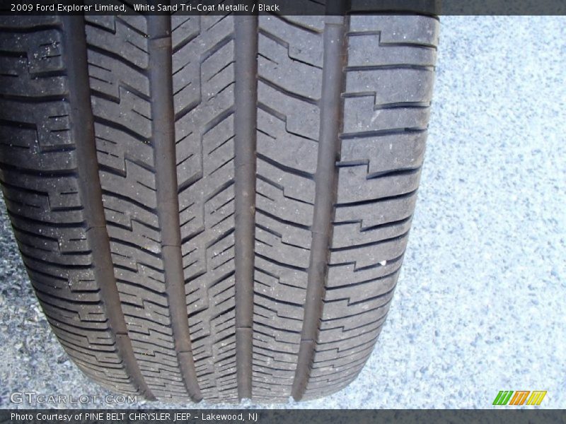 White Sand Tri-Coat Metallic / Black 2009 Ford Explorer Limited