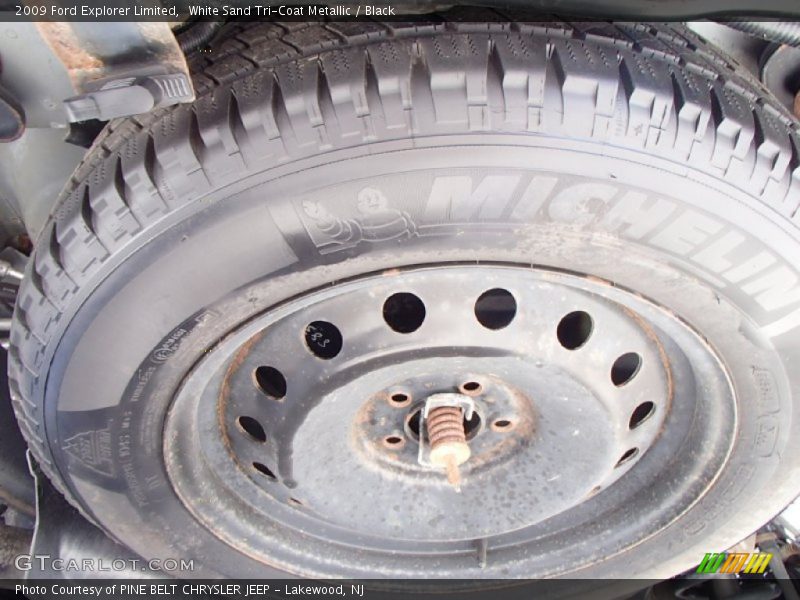 White Sand Tri-Coat Metallic / Black 2009 Ford Explorer Limited