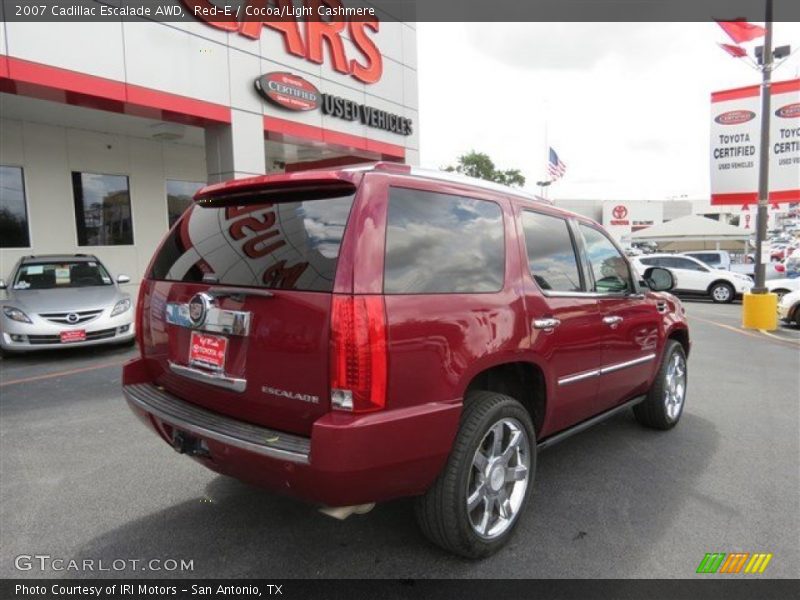 Red-E / Cocoa/Light Cashmere 2007 Cadillac Escalade AWD