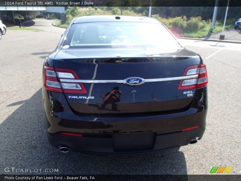Kodiak Brown / Dune 2014 Ford Taurus SEL AWD