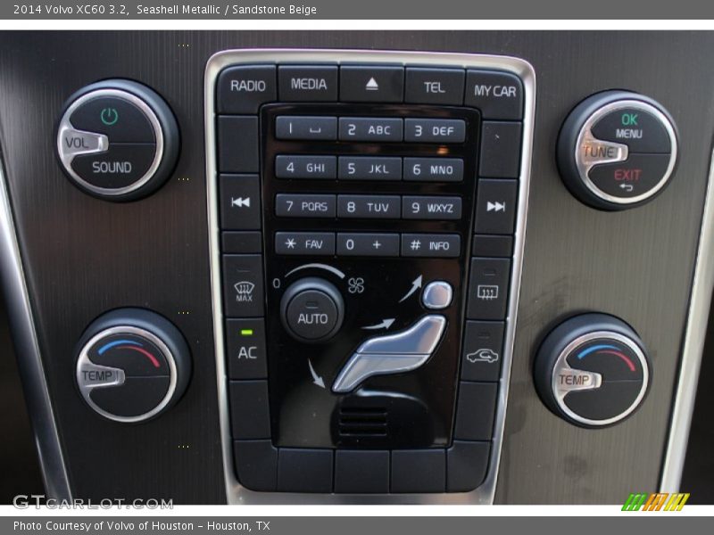 Seashell Metallic / Sandstone Beige 2014 Volvo XC60 3.2