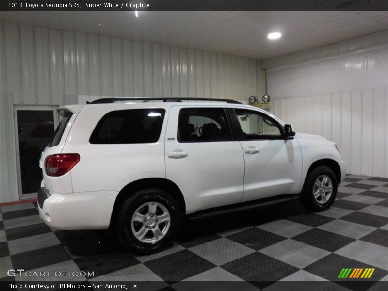 Super White / Graphite 2013 Toyota Sequoia SR5